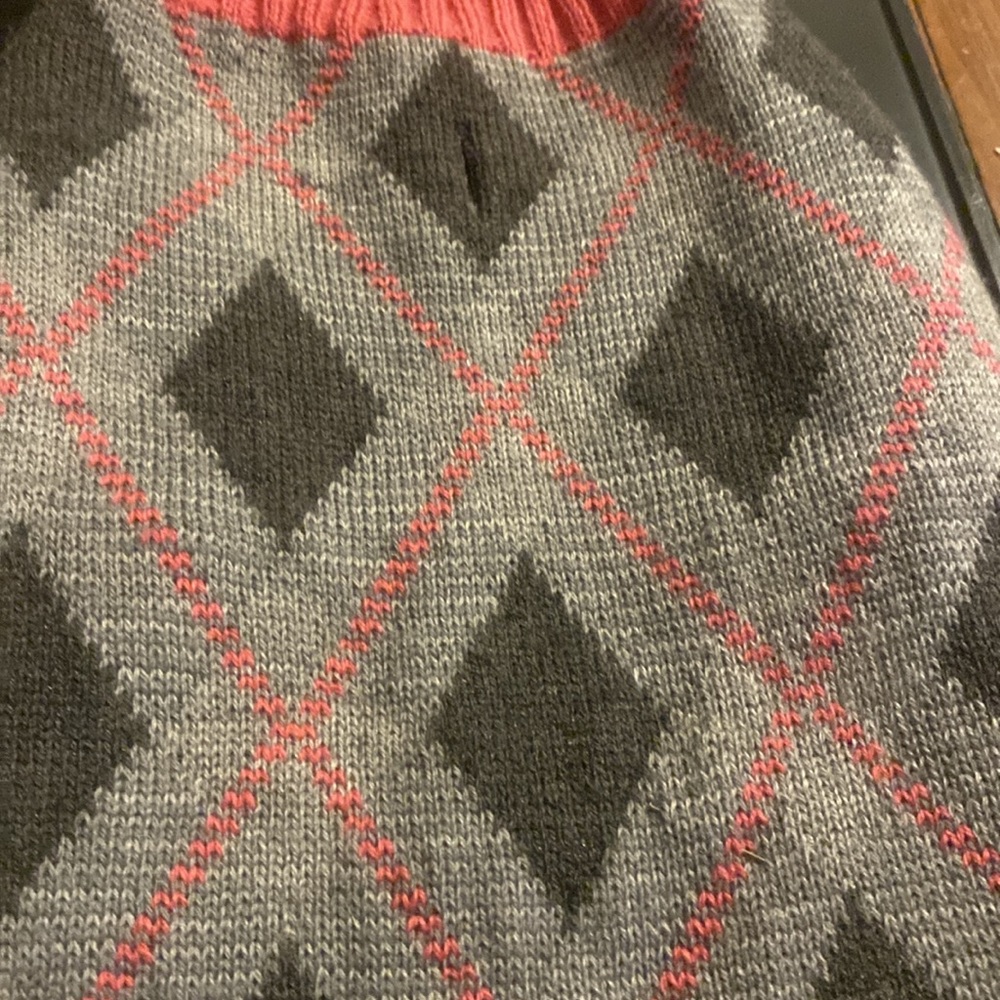 Dog sweaters - Picture 3 of 4